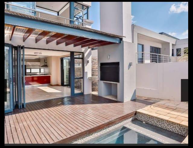 4 BEDROOM TOWNHOUSE FOR SALE IN MORNINGSIDE HILLS